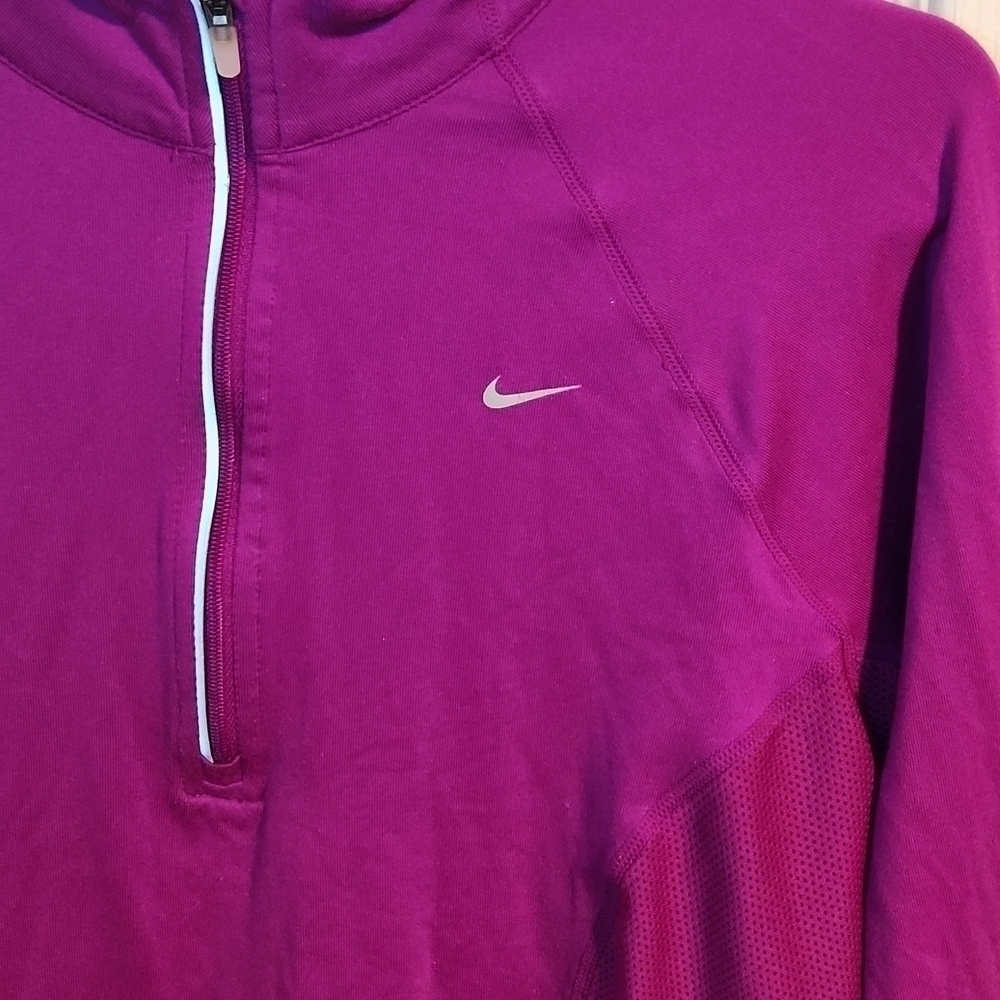 NIKE Dri Fit Women's Top - Picture 3 of 8